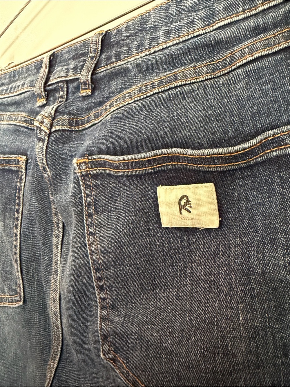 Women's stretch Ripton Jeans - Picture 9 of 9
